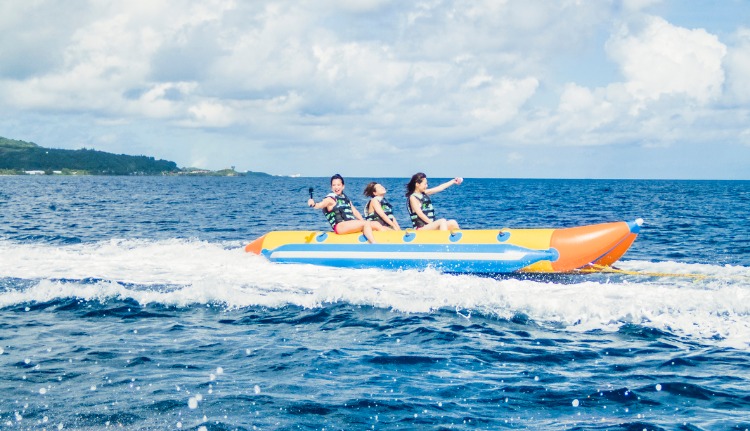 Banana Boat Rentals in Miami